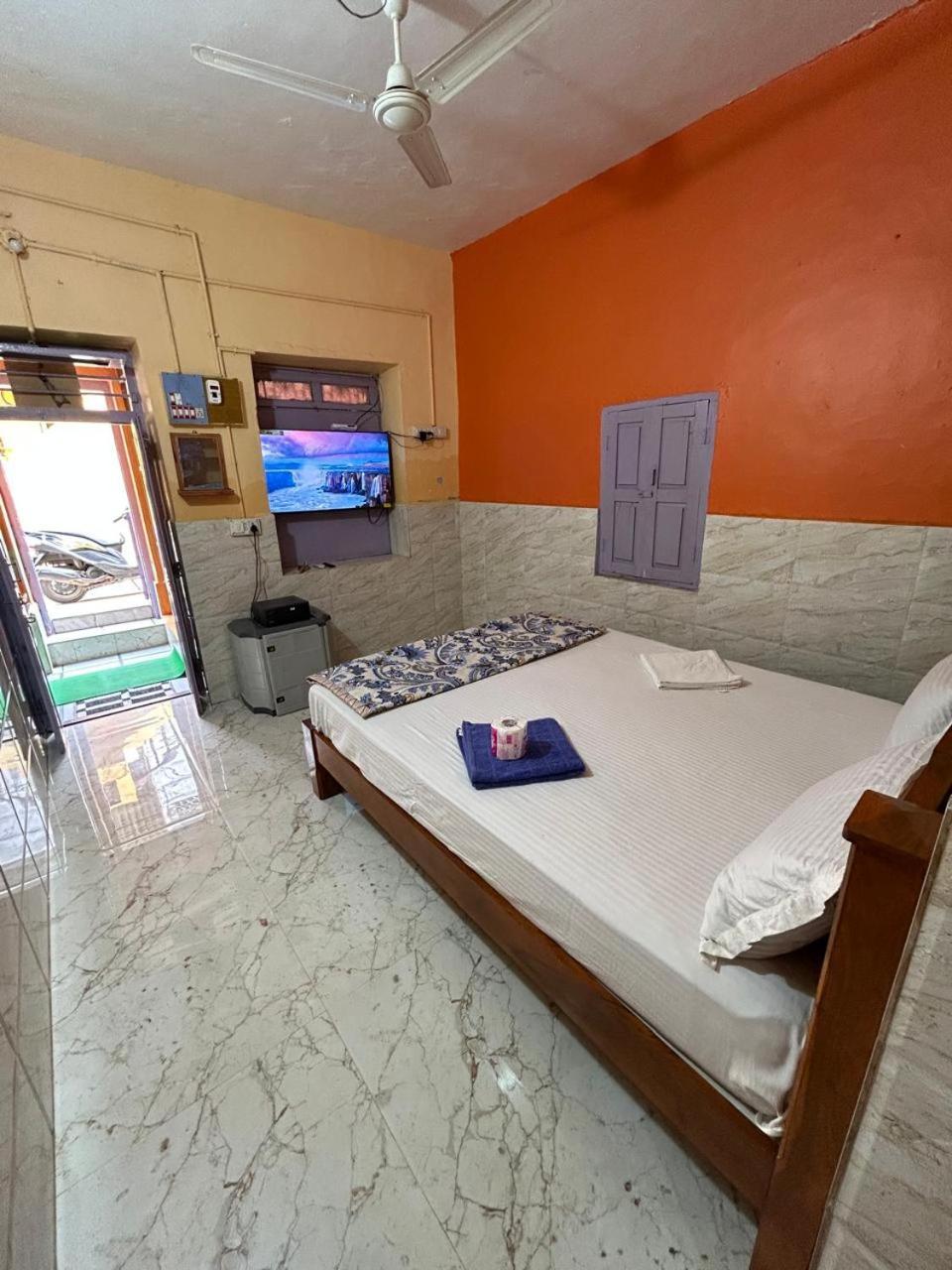 Temple View Guest House Hampi Exterior photo